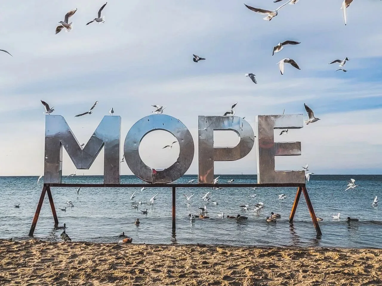 🏖 В Анапе снова можно купаться на всех пляжах.