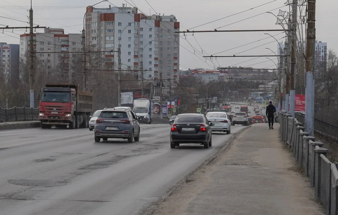 В Вологде объявили конкурс на капремонт Горбатого моста.  Начальная цена контракта — 657 миллионов р