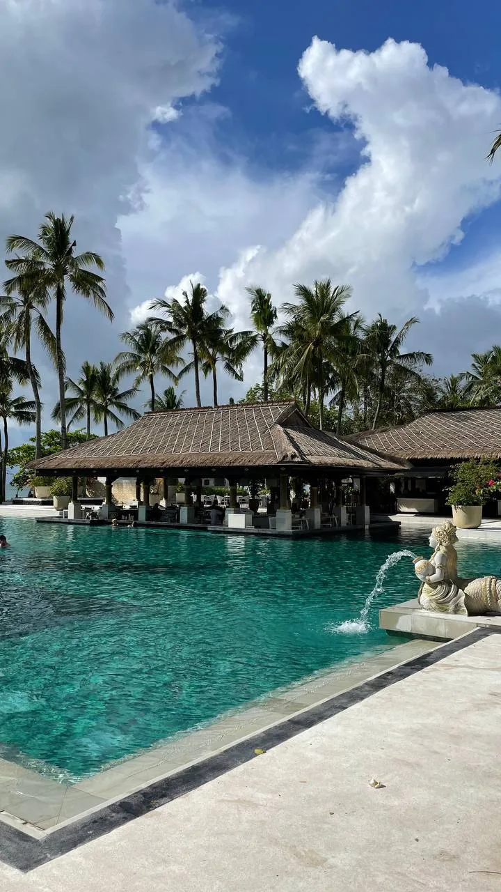 InterContinental Bali Resort 5* — место, где пробуждение становится ритуалом, а закат —...