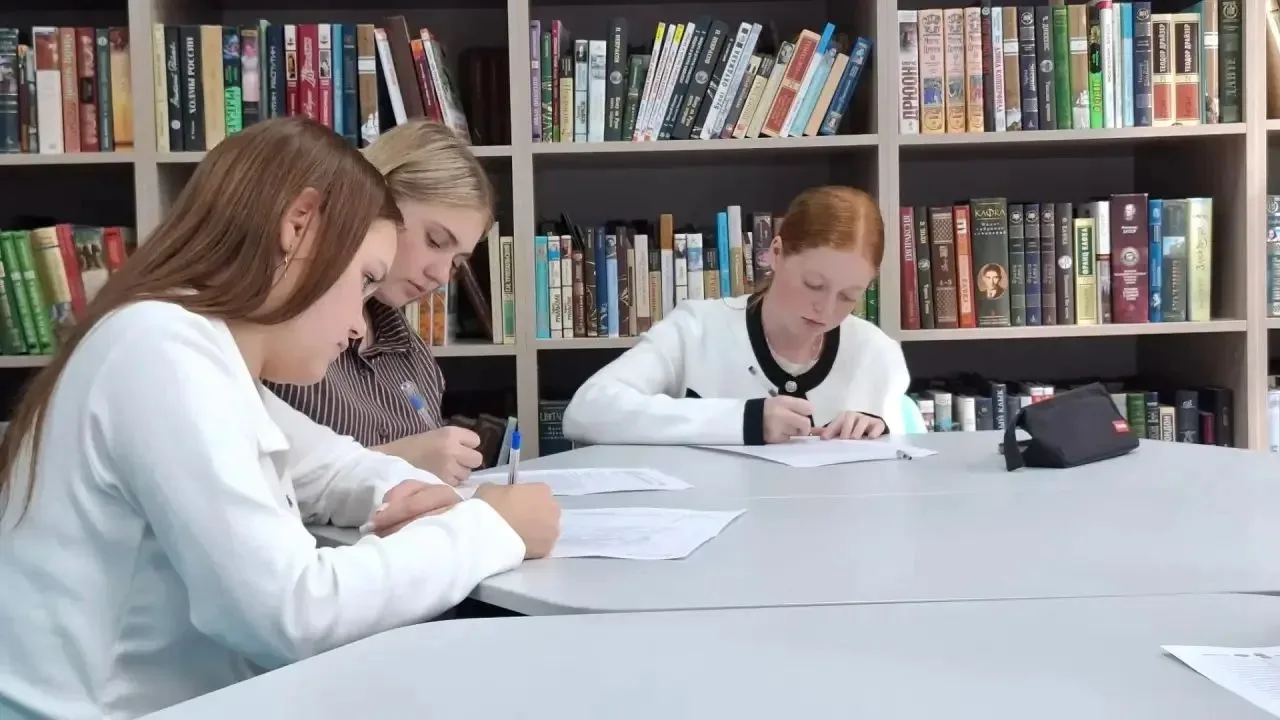 А так Диктант писали в библиотеке села Вольно-Надеждинское!