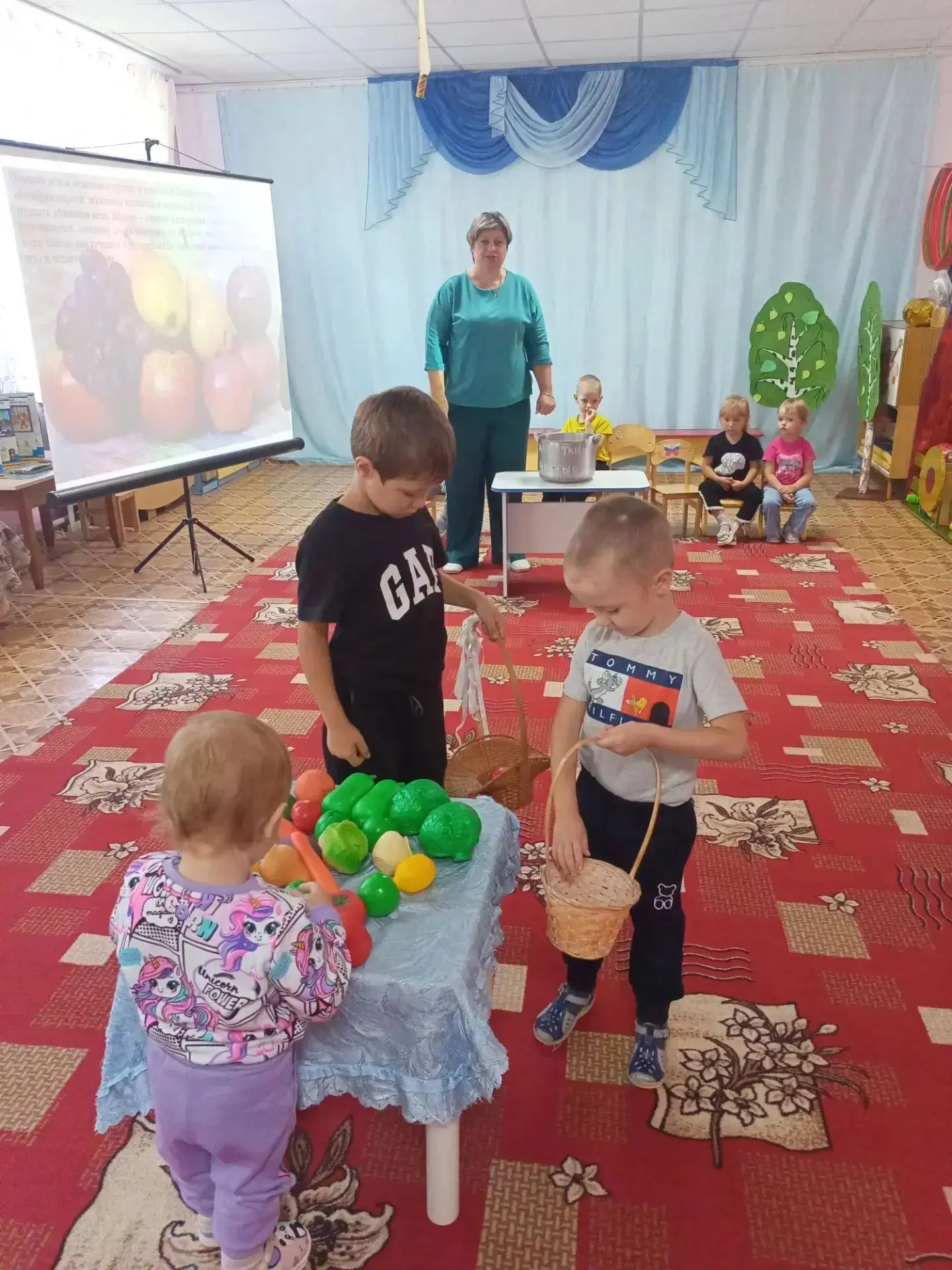 19 августа в России отмечают один из самых вкусных и душевных народных праздников — Ябл...
