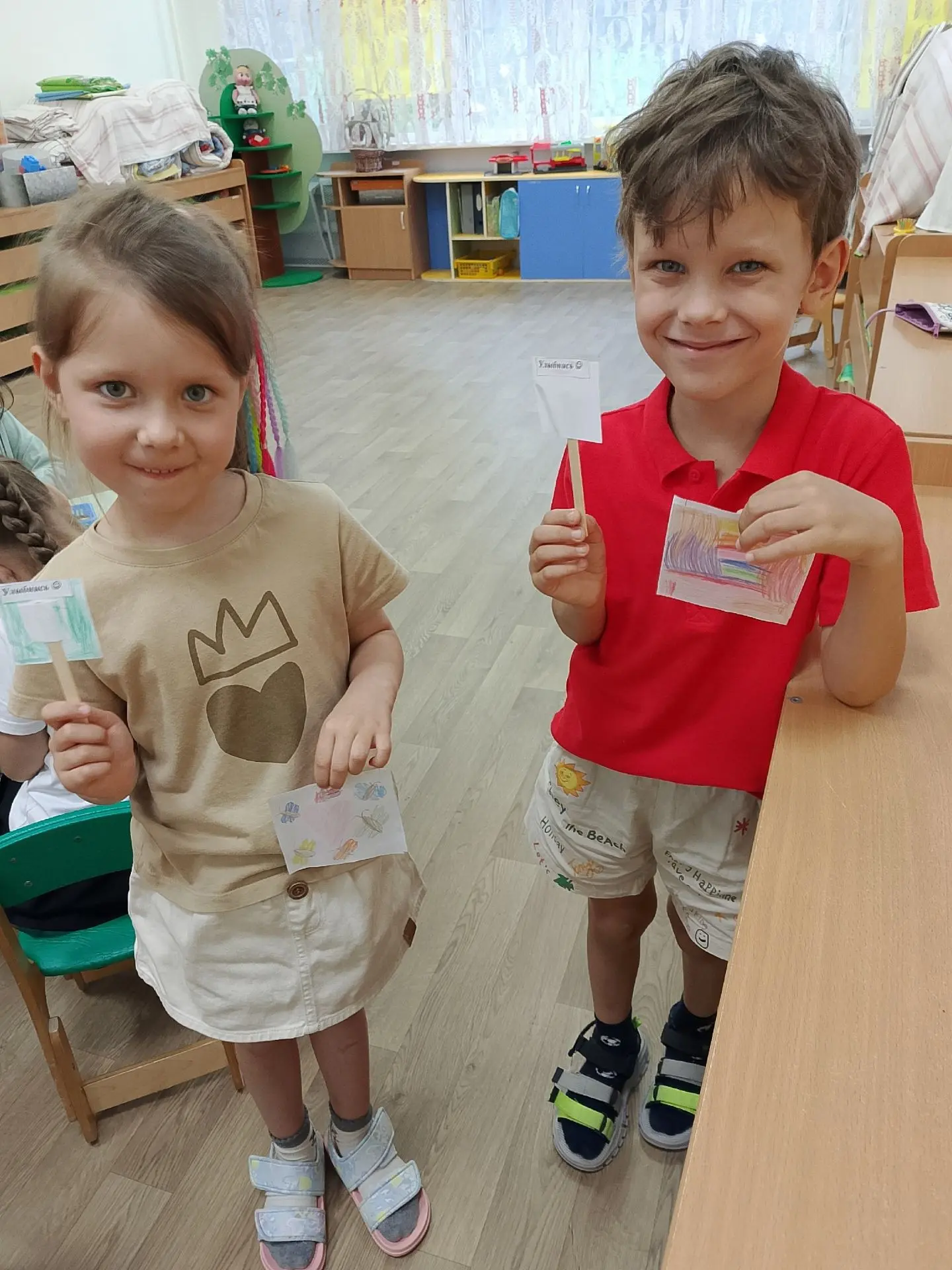 Уважаемые мамы и папы! 👋
Знаете ли вы, что в июле есть особенный день, посвящённый сюрпризам? 🎁 Ег
