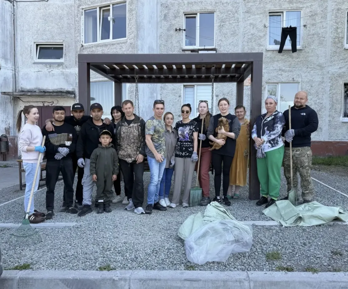 Дружно завершили сезон субботников на Океанской, 92Б🌿