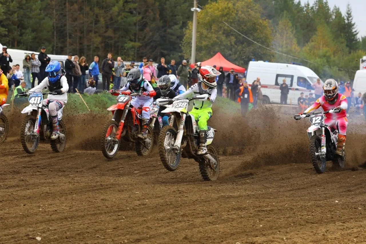 🏍 В Лысьве прошёл этап чемпионата Прикамья по мотокроссу
