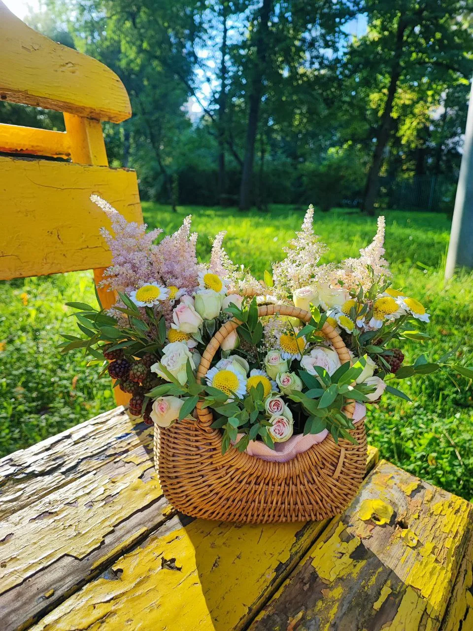 Сегодня День флориста🩷