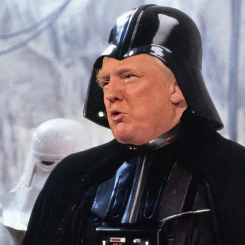 Трамп объявил Луну территорией Соединённых Штатов