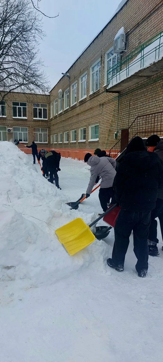 ❄❄❄ОБЩЕГОРОДСКОЙ СУББОТНИК: СНЕГ НАМ НЕ ПОМЕХА! ❄️❄❄  Сегодняшний день был наполнен настоящим команд