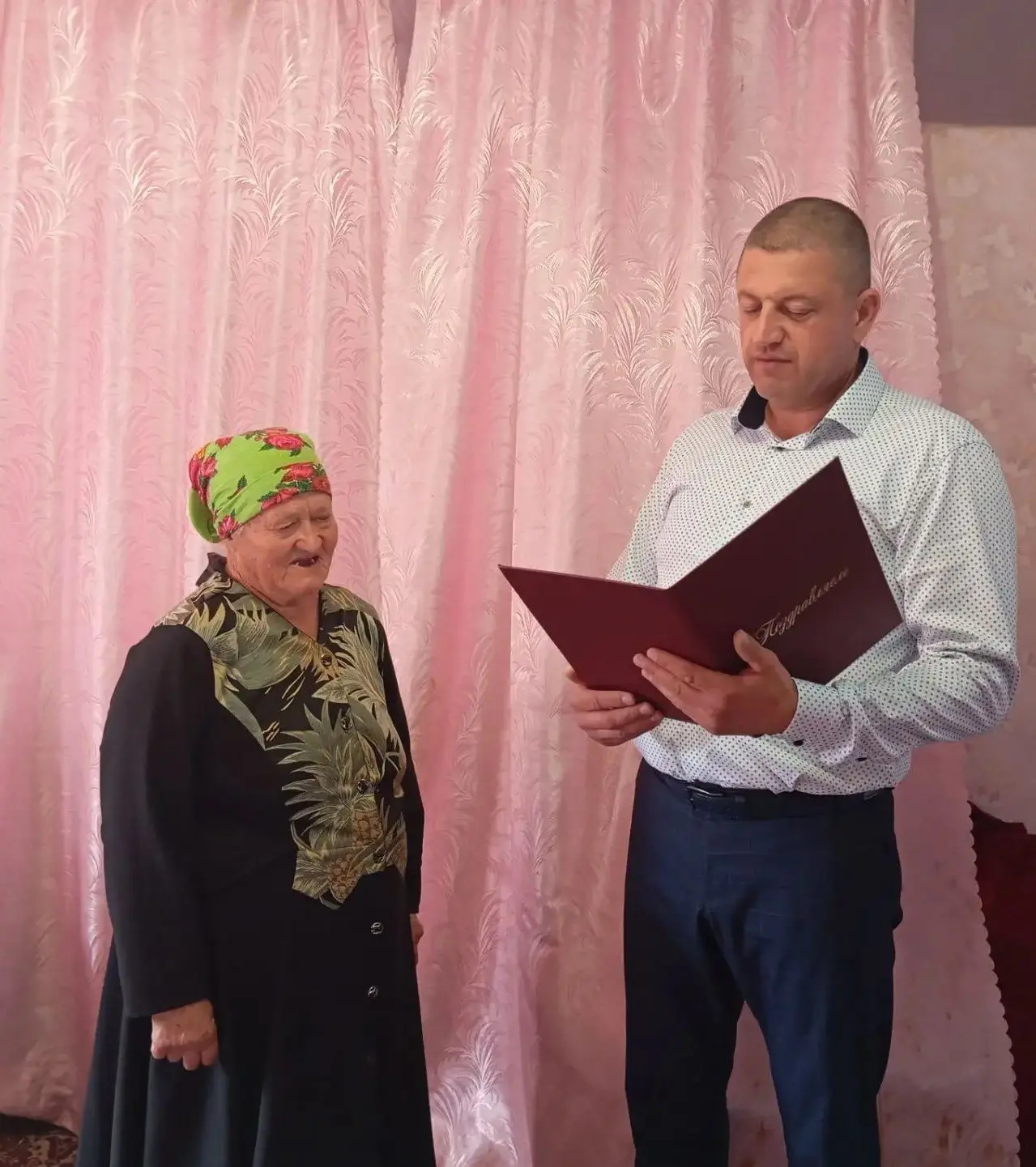 Сегодня Глава Куськинского сельсовета Мантуровского района Андрей Трунов поздравил с 80...