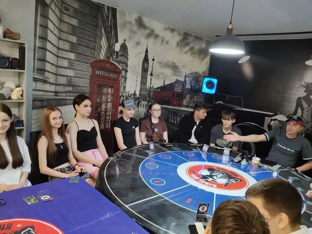 🃏 7Г в деле: игра «Мафия» – было жарко! 🔥  19 мая наш 7Г класс окунулся в мир детектива и интриг! Мы