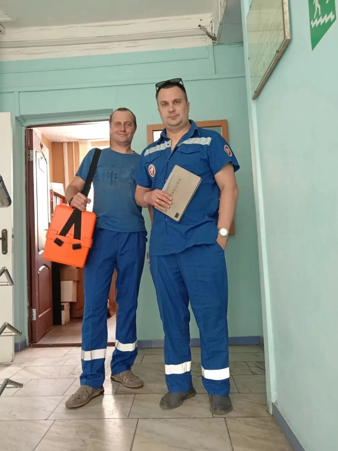 🚑Будни СМП.
#глазами_страны_03 #будни_страны_03 #ялюблюсвоюработу #япридусюдавсубботу