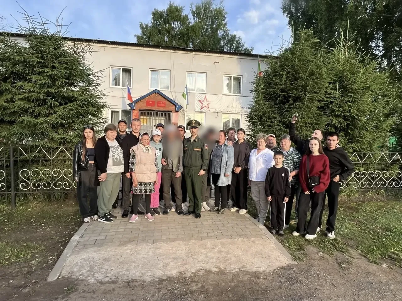 Проводили татышлинцев, принявших отважное решение встать на защиту интересов Отечества ...