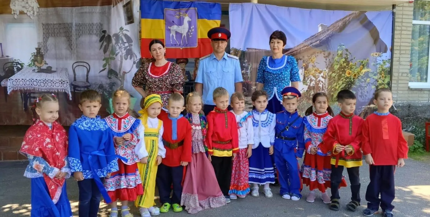 Дорогие родители и дети, бабушки и дедушки!
Приглашаем Вас на наш этнокультурный фестиваль, «Истоки.