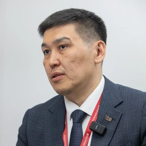 ⚡️Зампред правительства Якутии предложил перенести ВЭФ в Якутск.