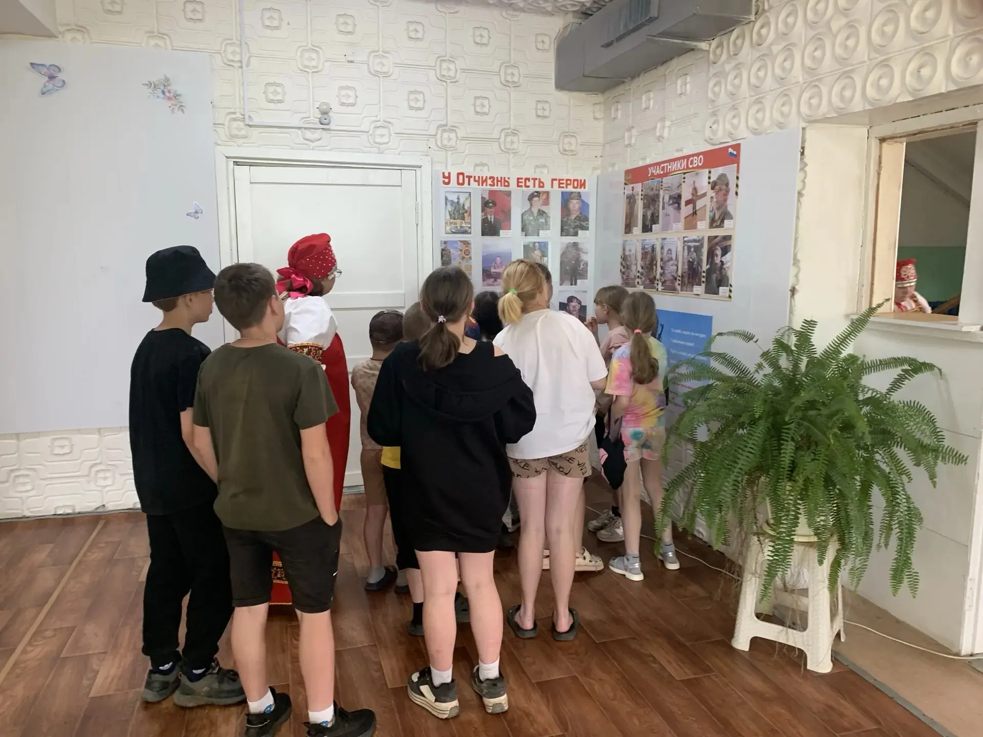 💐11 июня. «День игр»💐 
С утра- веселая зарядка, минутка здоровья «Здоровый позвоночник», инструкта