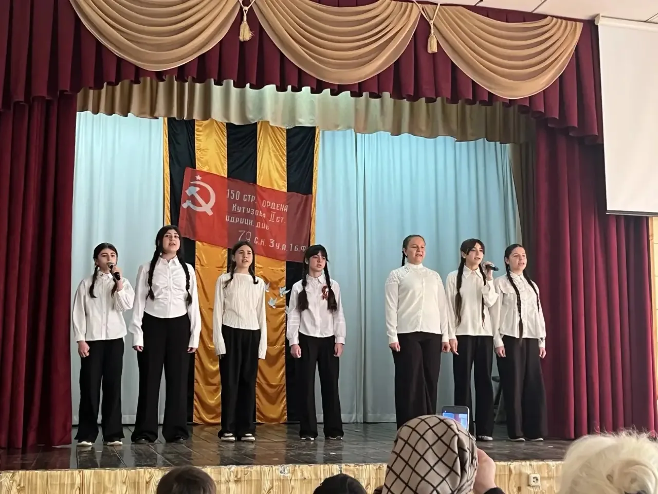 🎖️ 8 мая 2026 года в нашей школе прошёл торжественный концерт ко Дню Победы