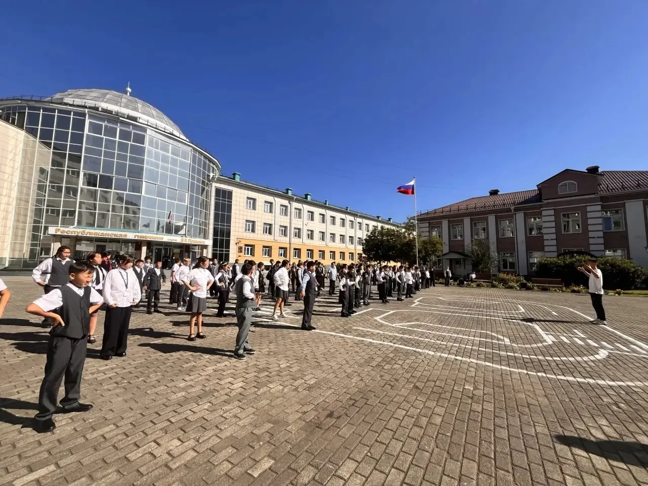 Физкультминутка в честь Недели продвижения здорового образа жизни