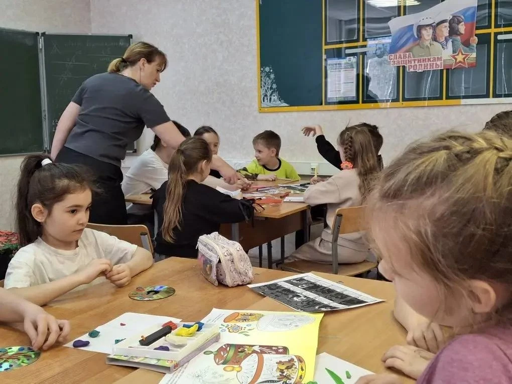🇷🇺 «Традиции народов России»   2 апреля в нашем лагере состоялся музейный урок на тему «Традиции нар