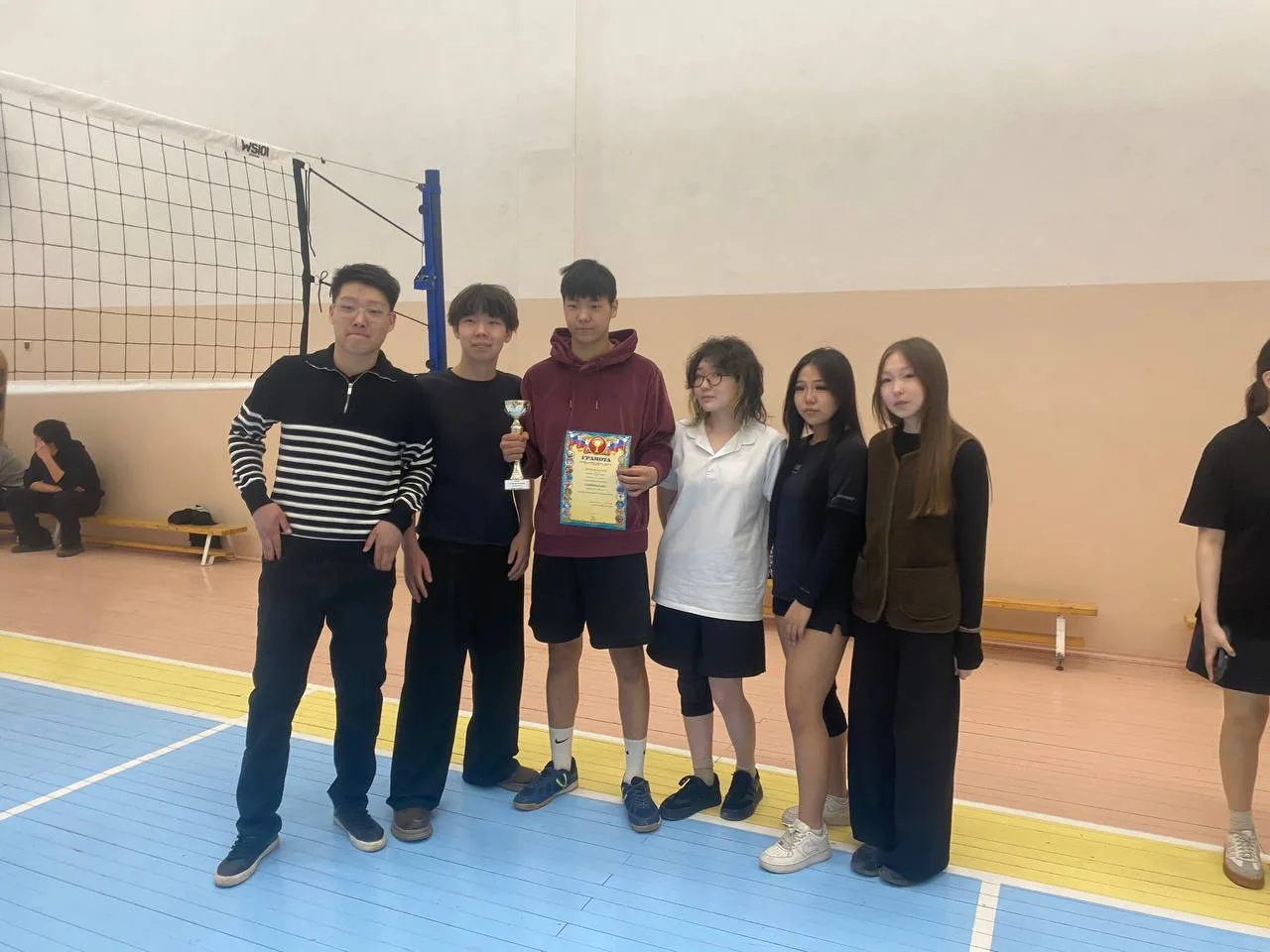 🏐 Волейбольный триумф: итоги спартакиады!  25 марта в рамках школьной спартакиады прошли захватывающ