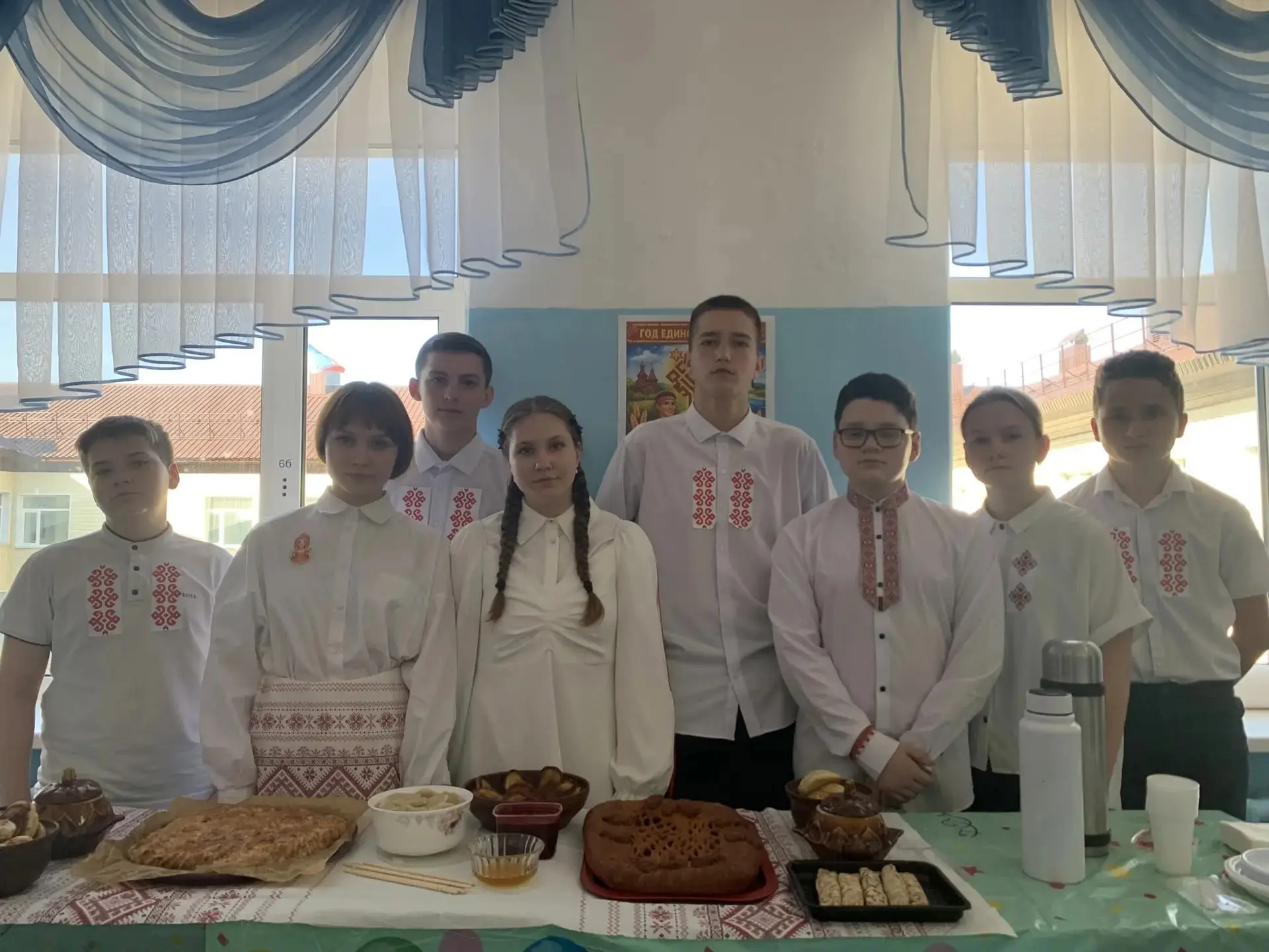 🌟 Путешествие в мир чувашской культуры: яркое завершение недели! 🌿  Сегодня в нашей школе прошёл по-