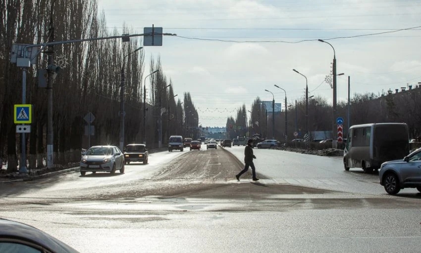 😱В центре Волжского женщина на иномарке сбила пешехода на «зебре»

В среду, 29 июля, в центре Волжс