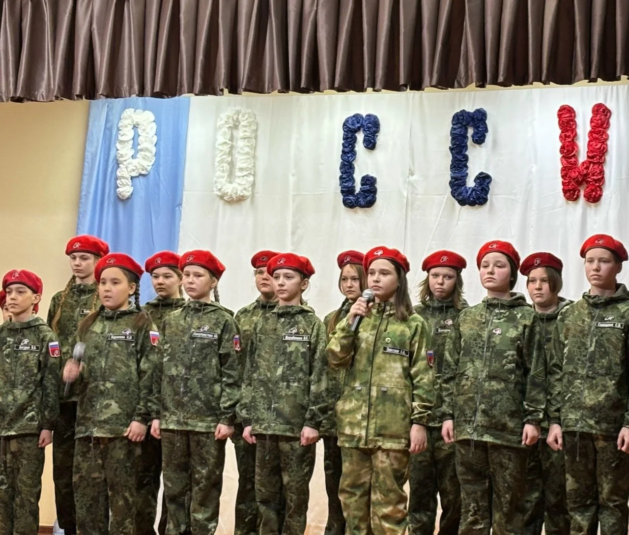 🎶🇷🇺 20 февраля в Еткульской школе состоялся гала-концерт фестиваля военно-патриотической песни «Песн
