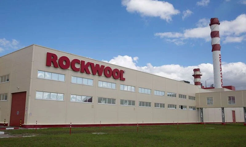 Бывшие заводы Rockwool в России перешли под управление РСА и будут работать на Арктику

Датская комп