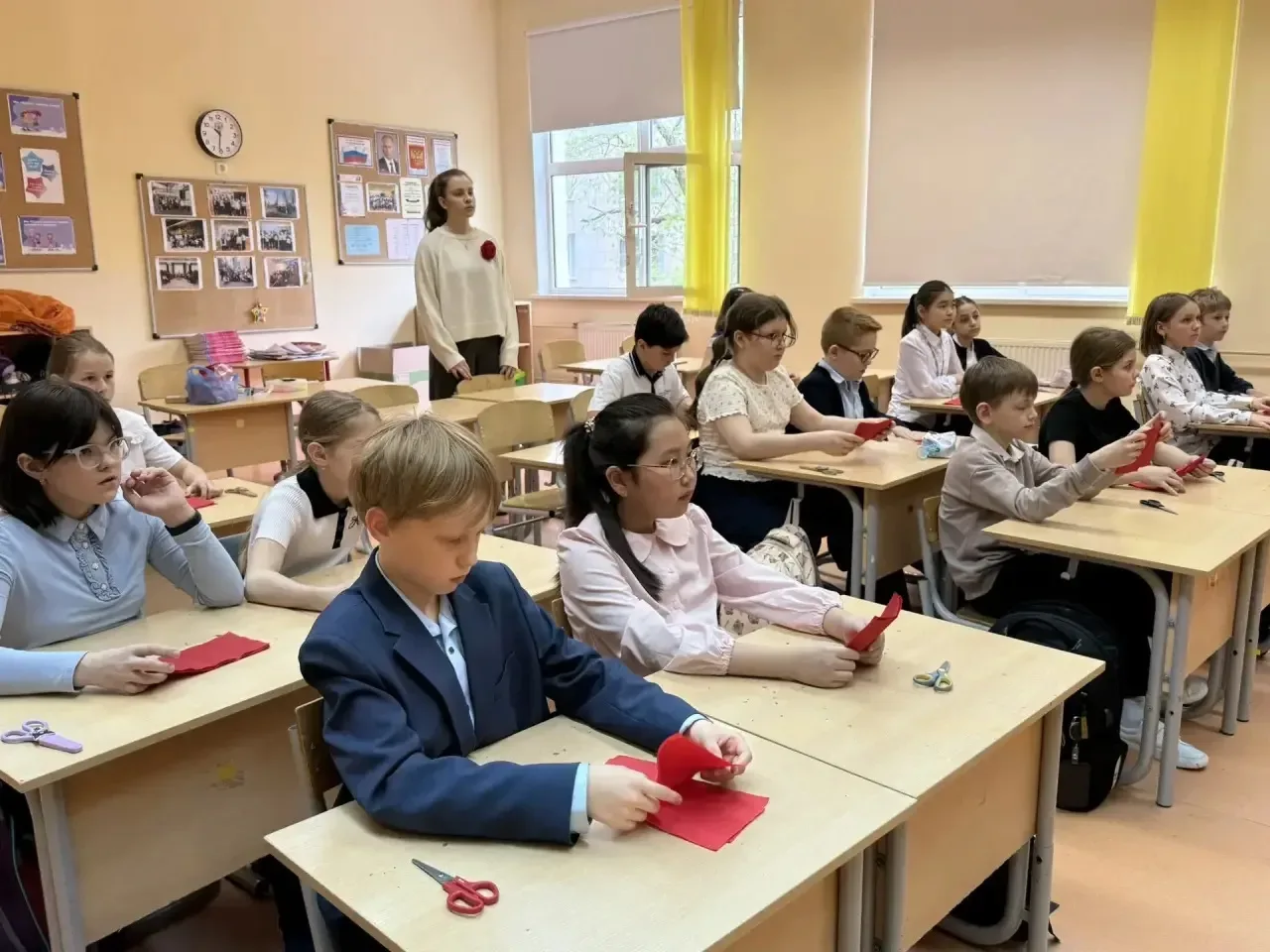 💫 Символ памяти своими руками: творческий мастер-класс для третьеклассников  ✂️ Передача знаний от с