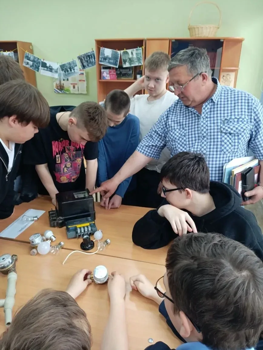 Уроки ЖКХ в школе.💡 Учителя еще одной  школы обратились в управляющую компанию Качеств...