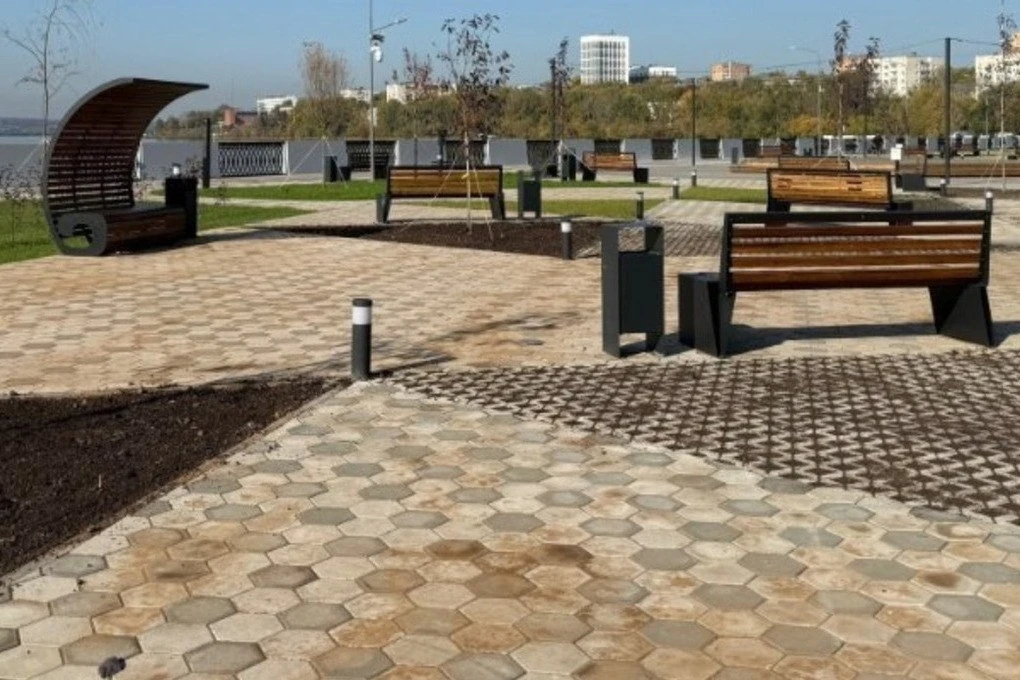 В Ижевске обновлённая набережная пока закрыта 🌊