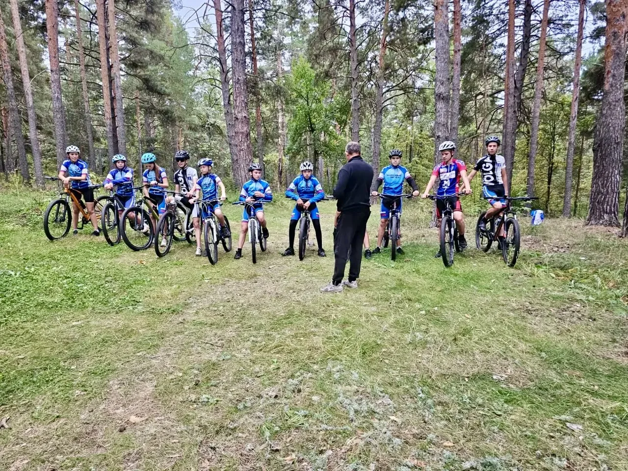 Кручу, кручу, кручу педали, кручу,