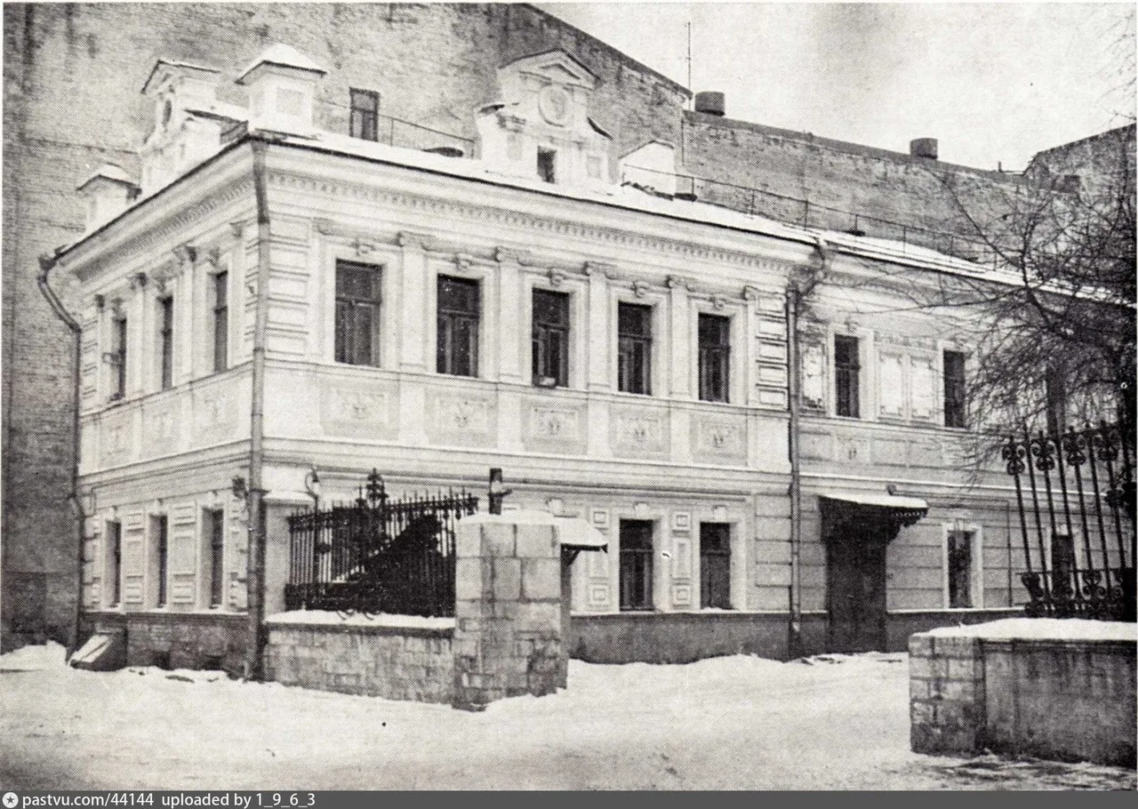 Сверчков переулок