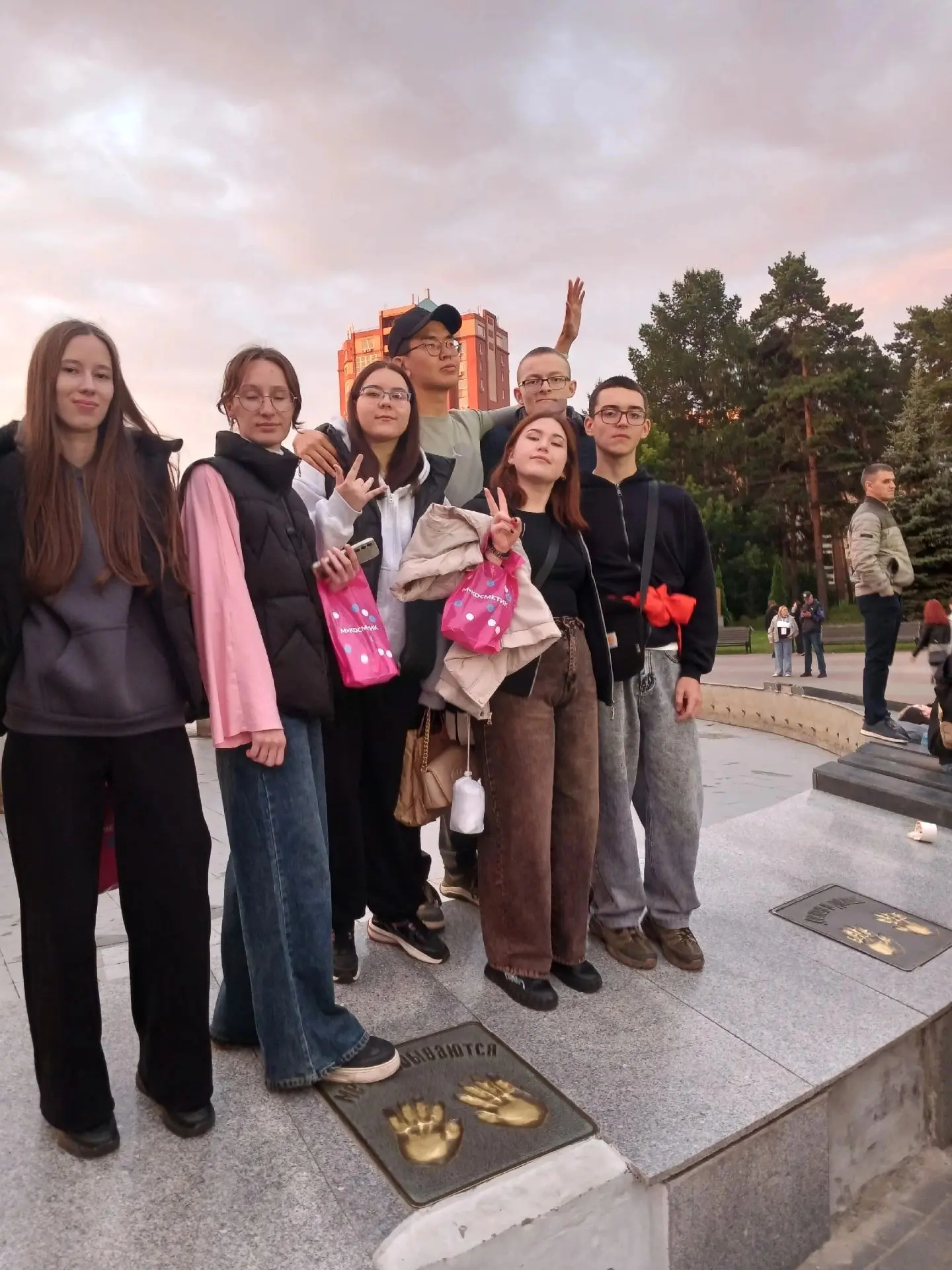 ❣️Атомный выпускной 2026❣️

☀️Выпускники нашей школы побывали на четвертом Атомном выпускном, которы