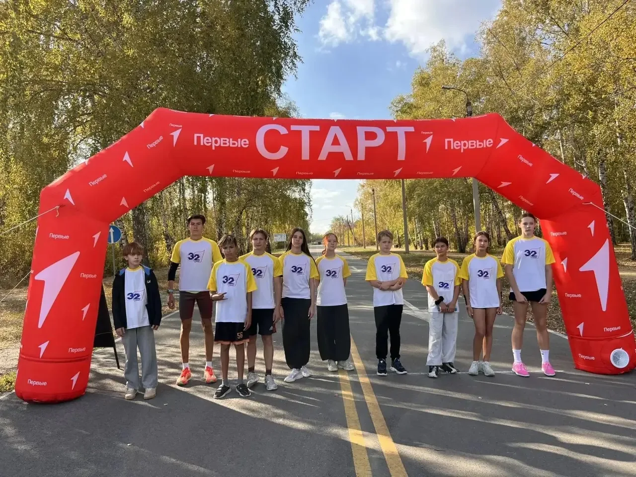 🏃‍♀️🏃‍♂️ Ученики нашей школы приняли участие в легкоатлетическом кроссе в зачёте горо...