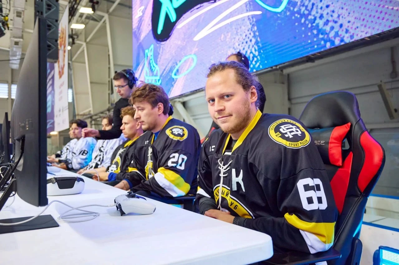 🏒Белгородский ХК «СпортРегион» завоевал серебро чемпионата России по фиджитал-спорту в...