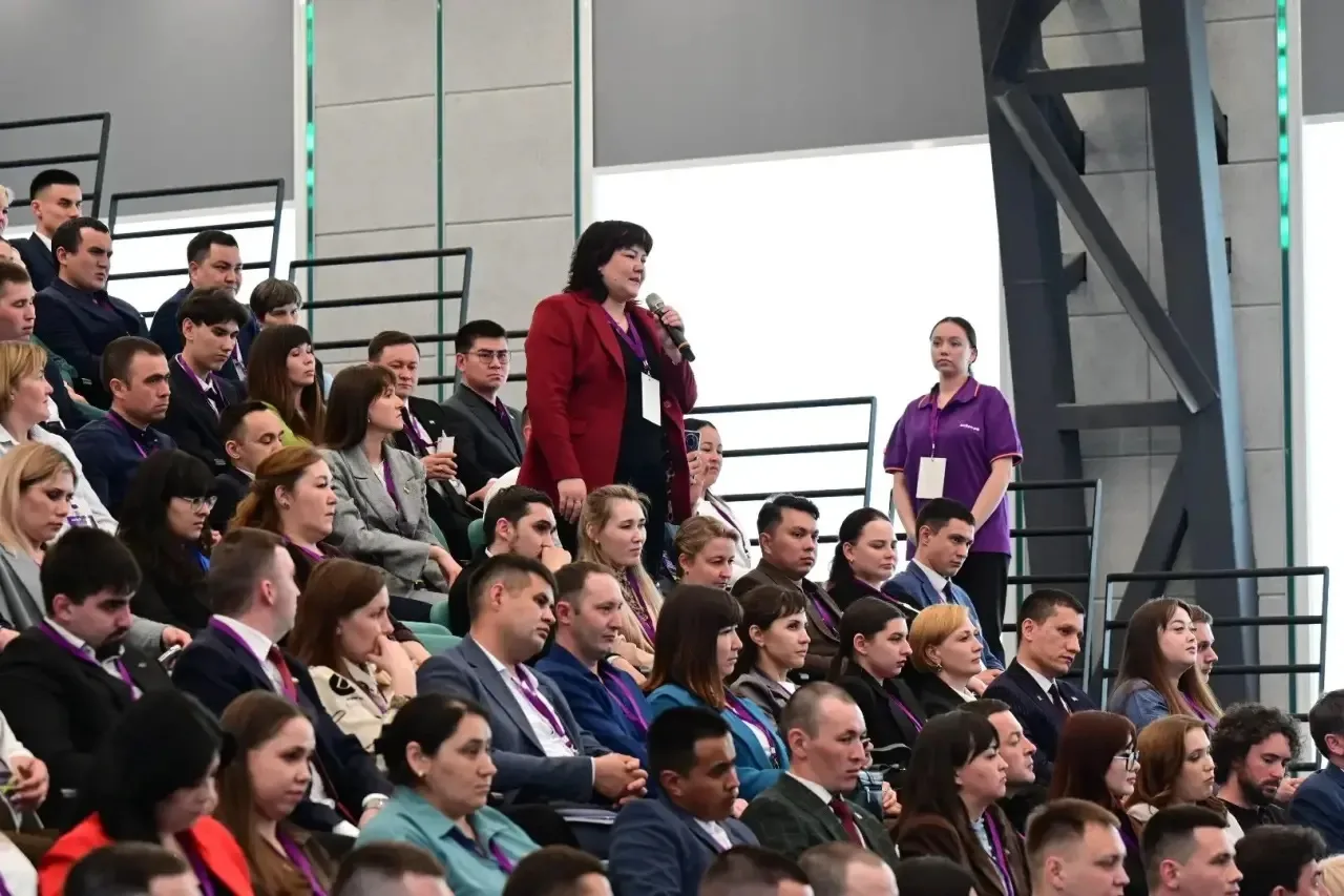 Продолжаем цикл встреч с нашей молодежью. Сегодня в Геномном центре в Уфе мы собрали более 200 молод