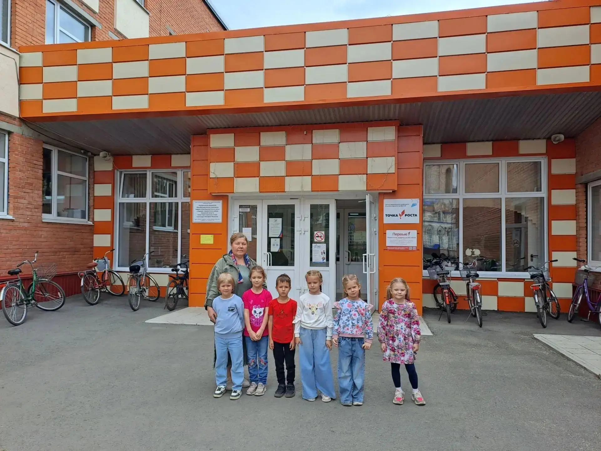 🎉 В детских садах «Полянка» и «Солнышко» царила особенная, праздничная атмосфера! Дети...