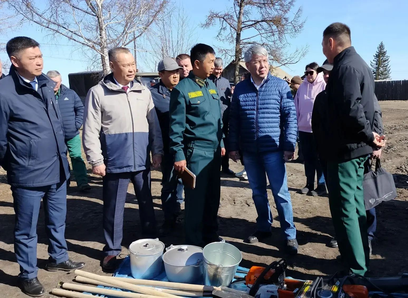 🌲 В Еравнинском лесхозе посмотрели результат капитального ремонта  административного здания.  Вопрос