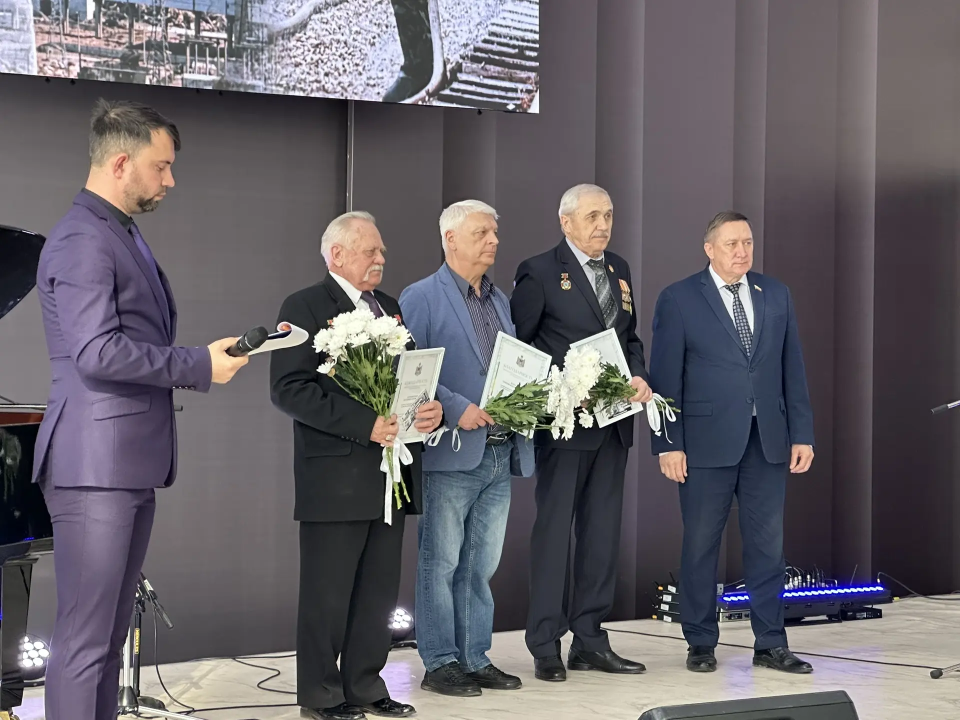 🕊️Забайкальские ликвидаторы аварии на Чернобыльской АЭС собрались в краевой филармонии на концерт в 