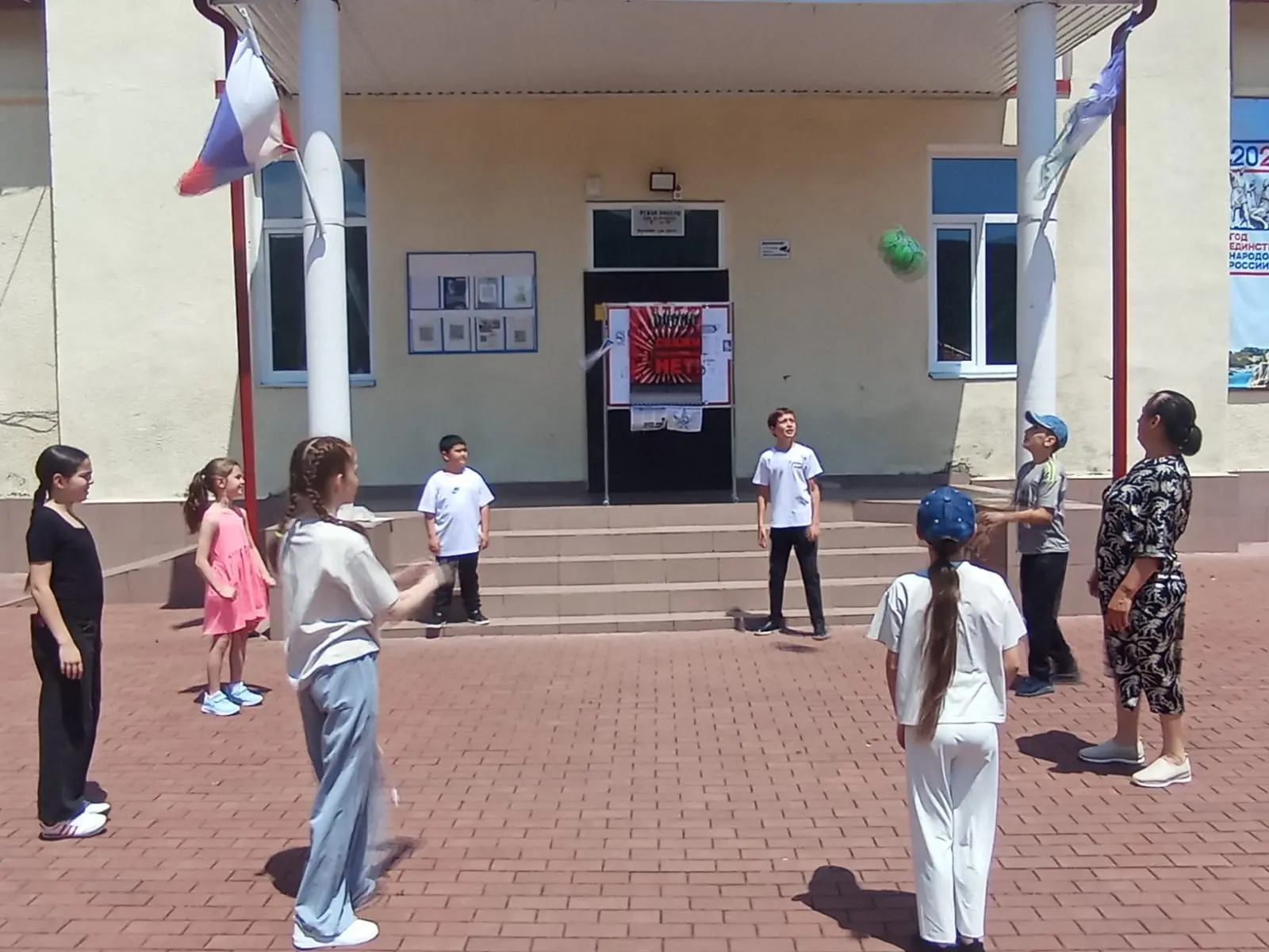 19 июня в структурном подразделении МКУК «РКДЦ»СДК с.п.Лечинкай, состоялось спортивно-р...
