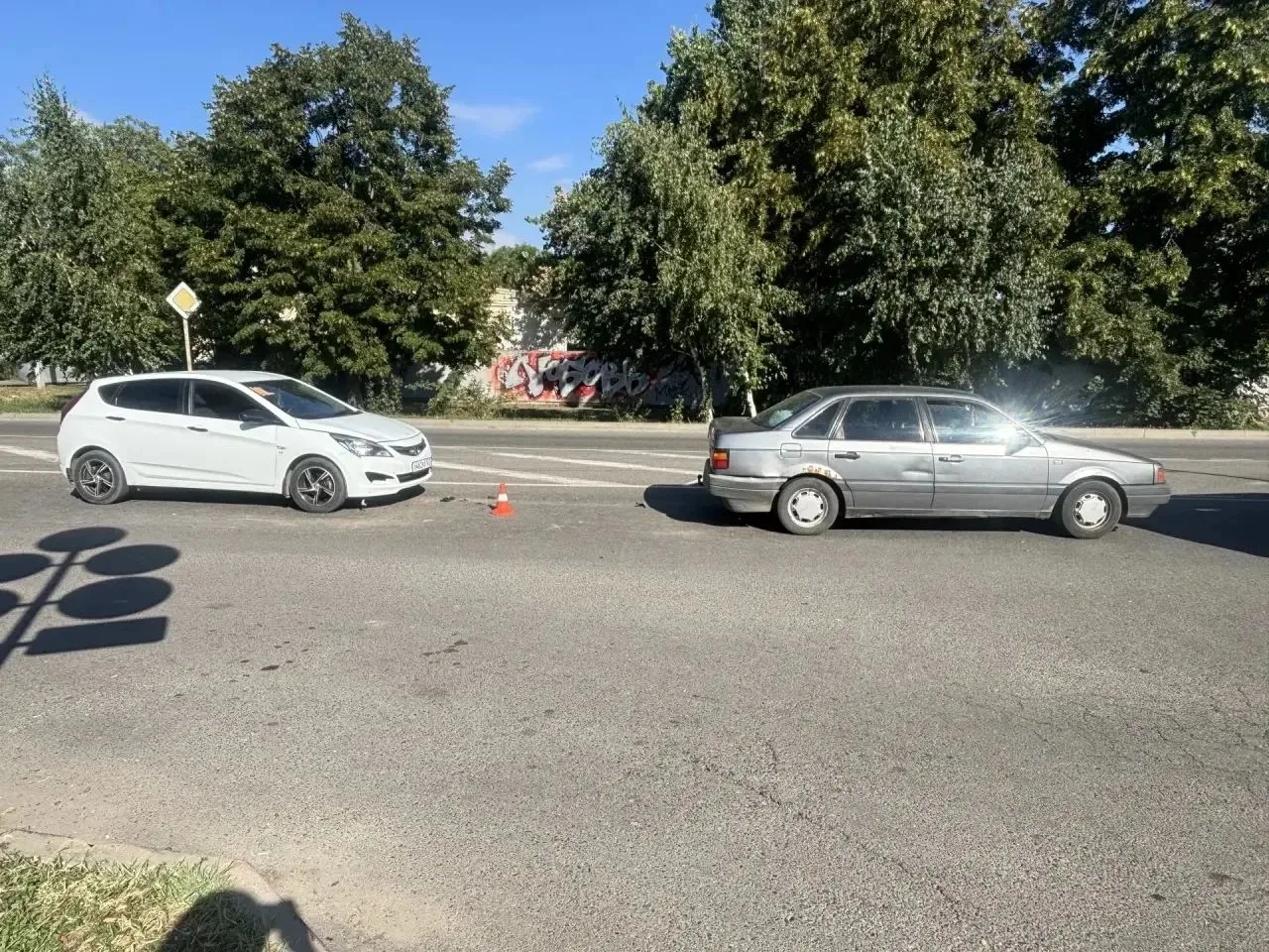 Трое пассажиров пострадали в аварии на улице Доватора в городе Изобильном