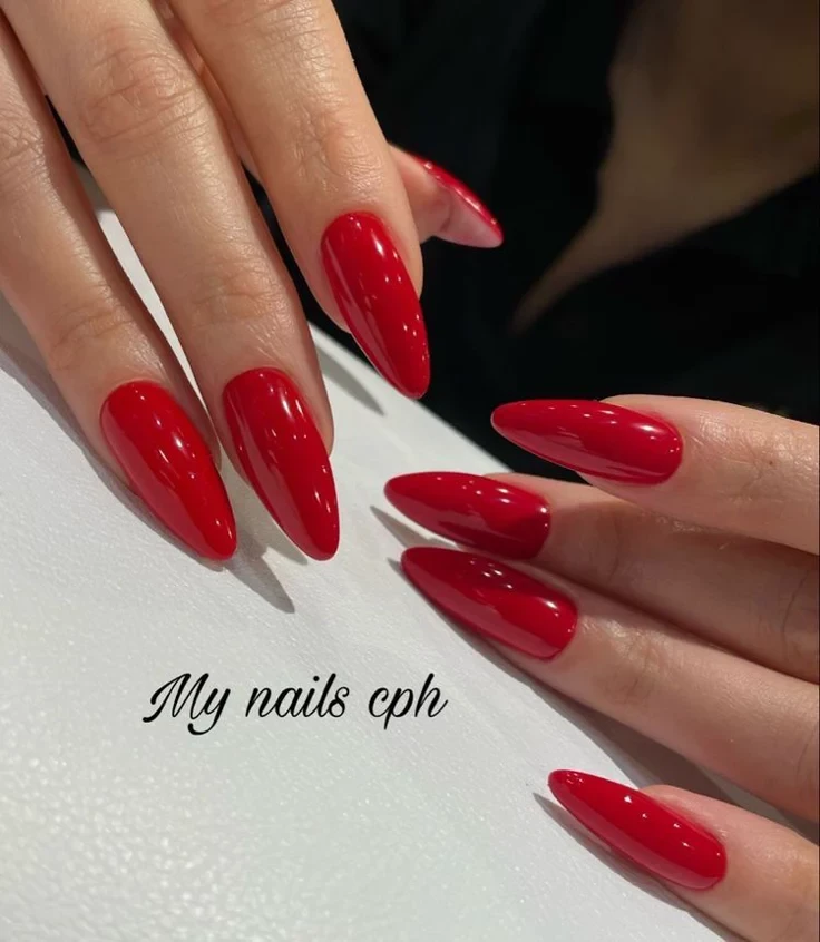 Однотонный красный ❤️‍🔥