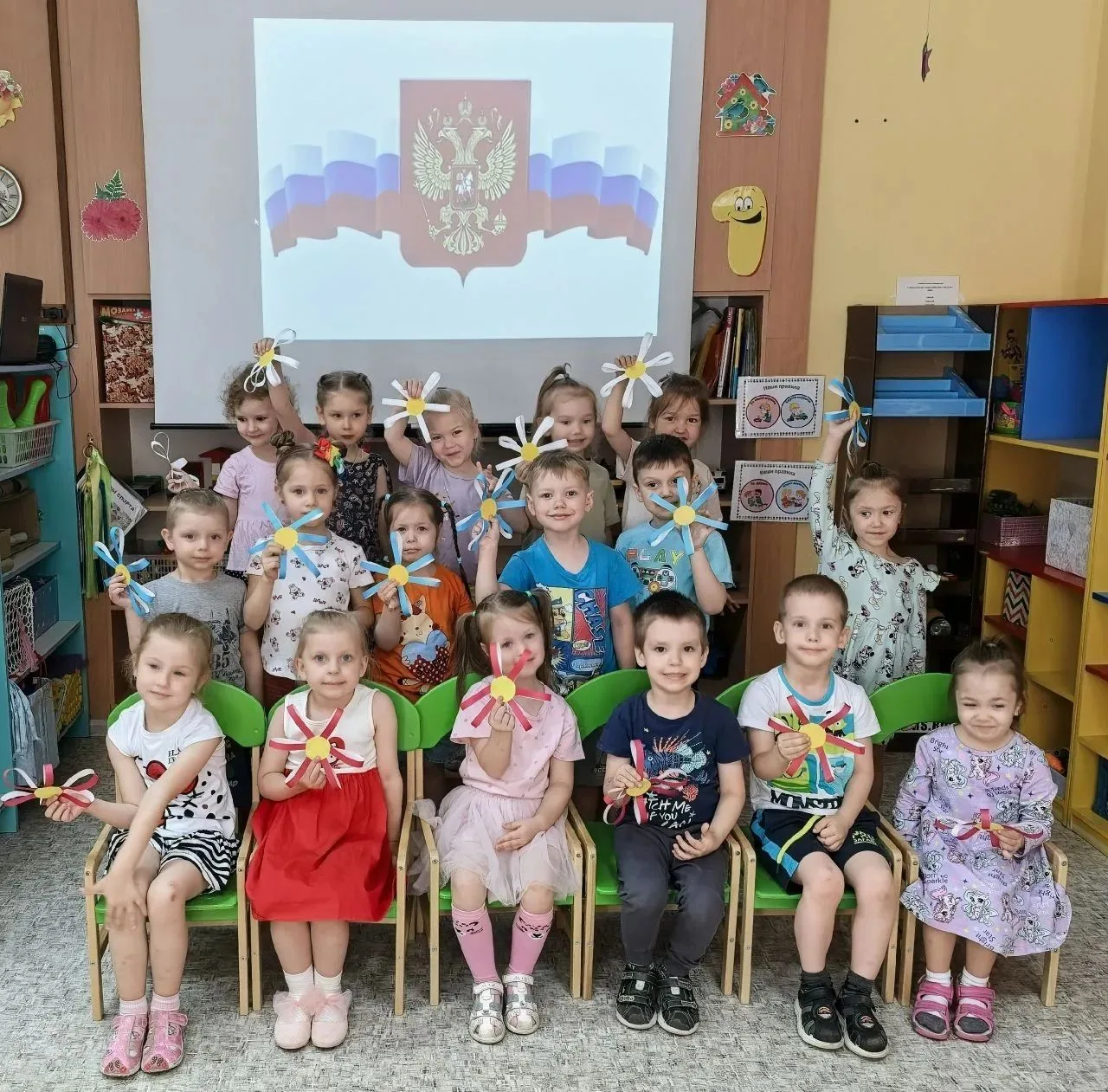 🇷🇺🪆☀️12 июня вся наша огромная страна с гордостью и радостью отмечает День России!

Накануне этог