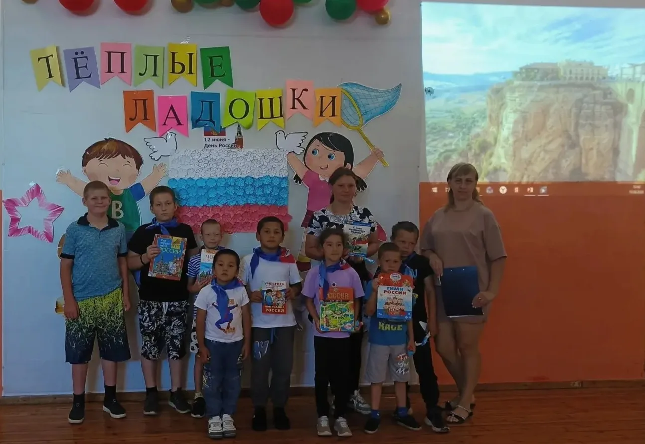 📚 Сказочная страна Россия: праздник патриотизма в селе Турнаево! 🇷🇺❤️