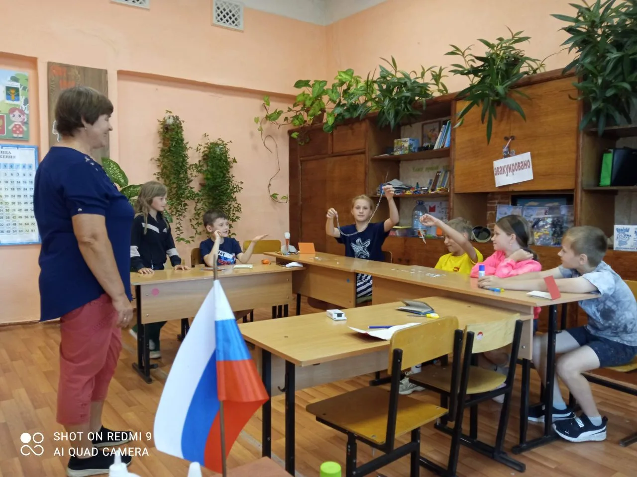 Каникулы, новый день, ярко светит солнце и всё больше времени хочется посвящать игре и ...