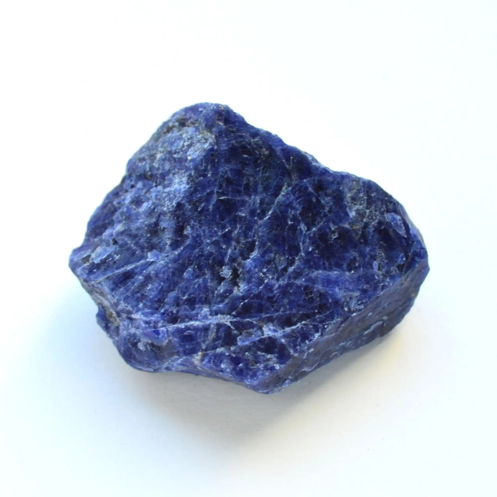 Содалит 💙(Бразилия)
Размер 30*25*12 мм
Стоимость 397 ₽