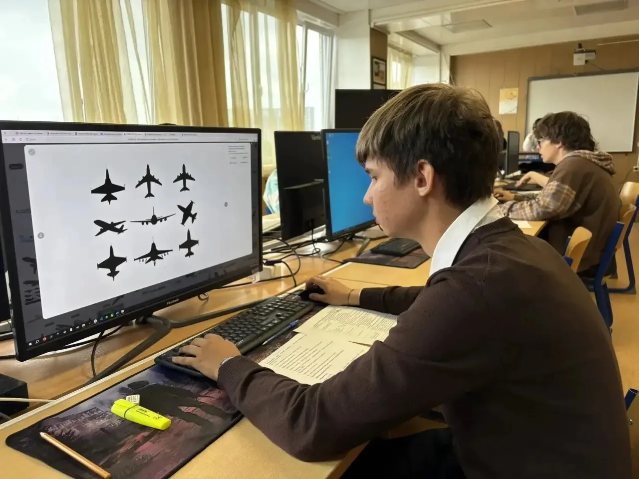 С 15 июня студенты, обучающиеся Электростальского колледжа по профессии 54.01.20 Графический дизайне