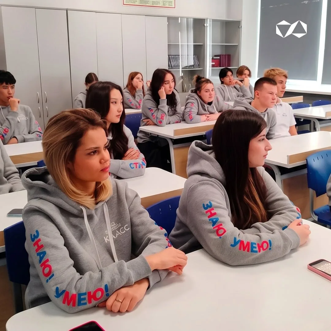 🎓АЛРОСА помогает определиться с профессией ещё до вуза