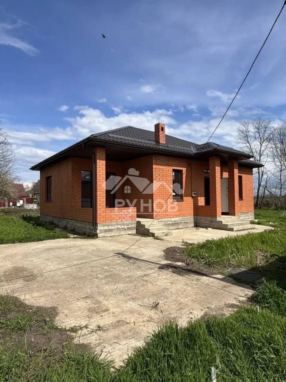 ✔️станица Старомышастовская 
🏠 Дом 93 м2 (3 спальни, кухня-гостиная, санузел) + терраса 
✅Участок 6