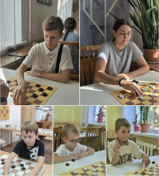 Четыре медали и один норматив мастера спорта по шашкам
