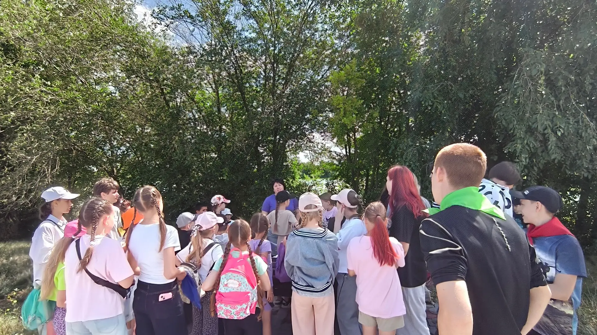 🎒 Сегодня мы отправились в исследовательскую экспедицию 
"Здравствуй, Степь! Мы снова вместе", чтоб